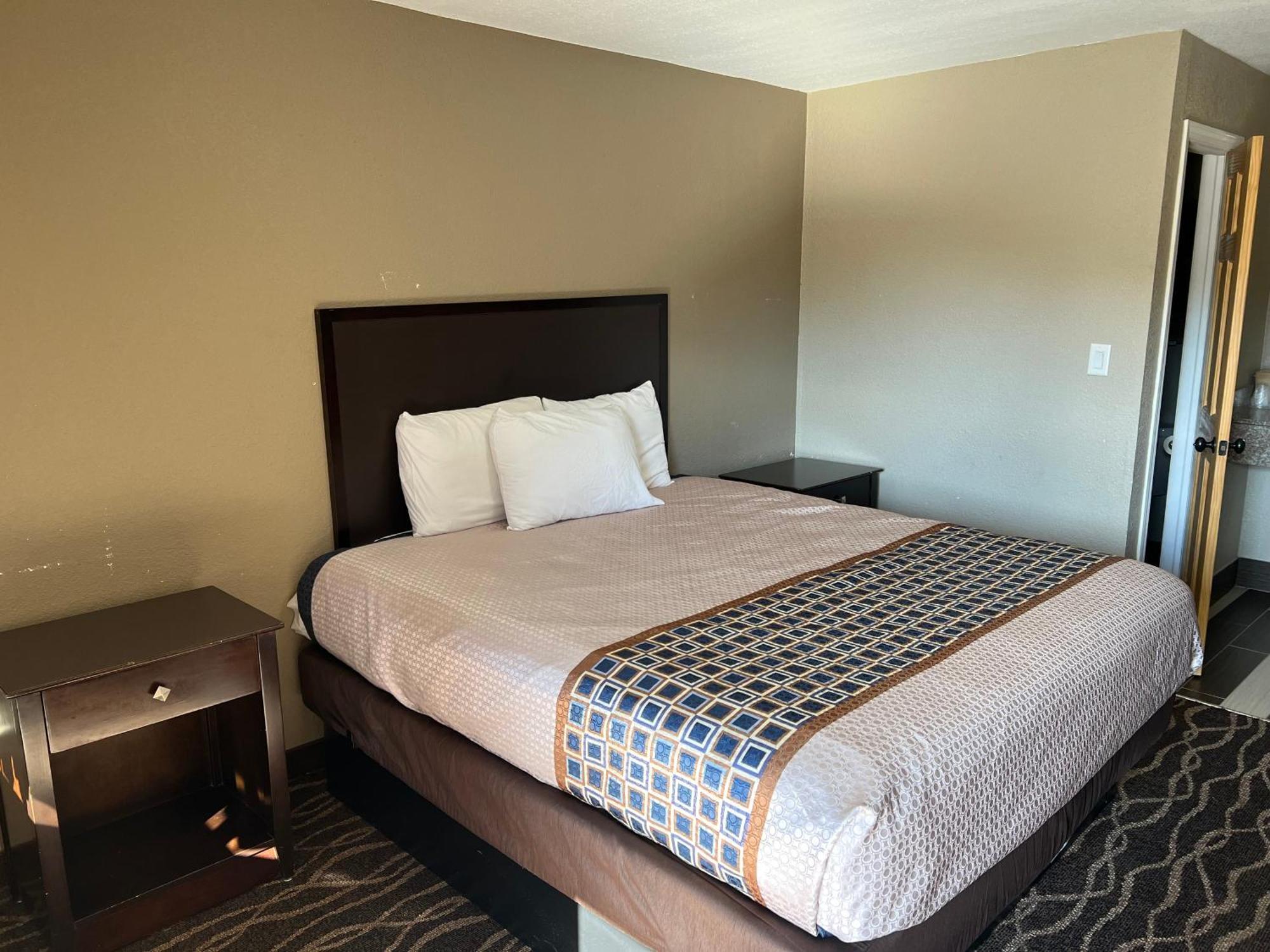 Centerville Westbridge Inn And Suites מראה חיצוני תמונה