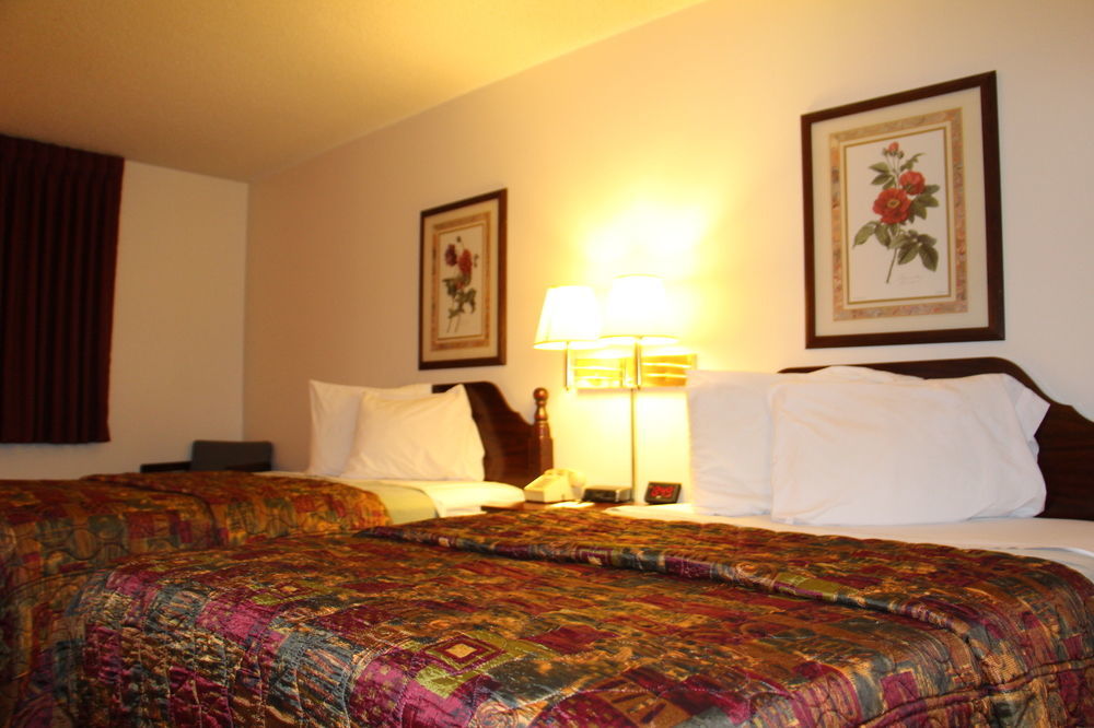 Centerville Westbridge Inn And Suites מראה חיצוני תמונה