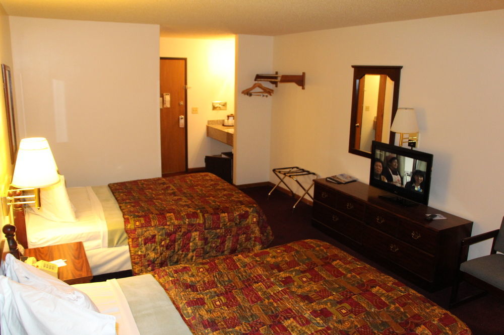 Centerville Westbridge Inn And Suites מראה חיצוני תמונה